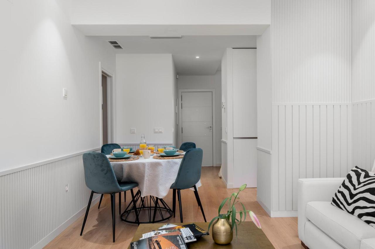 Atico Plaza Del Teatro 3 Habitaciones 말라가 외부 사진