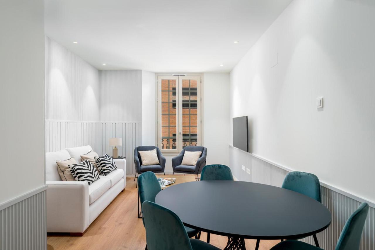 Atico Plaza Del Teatro 3 Habitaciones 말라가 외부 사진