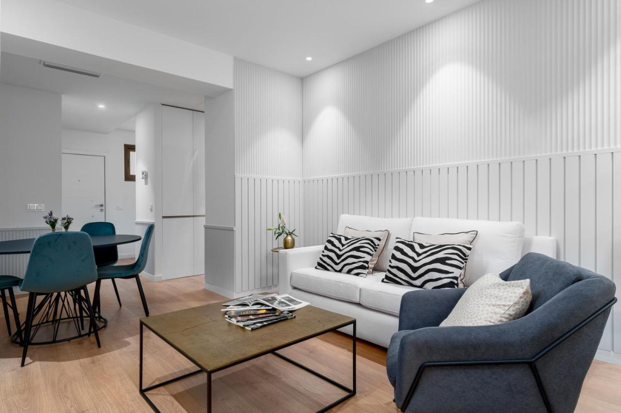 Atico Plaza Del Teatro 3 Habitaciones 말라가 외부 사진