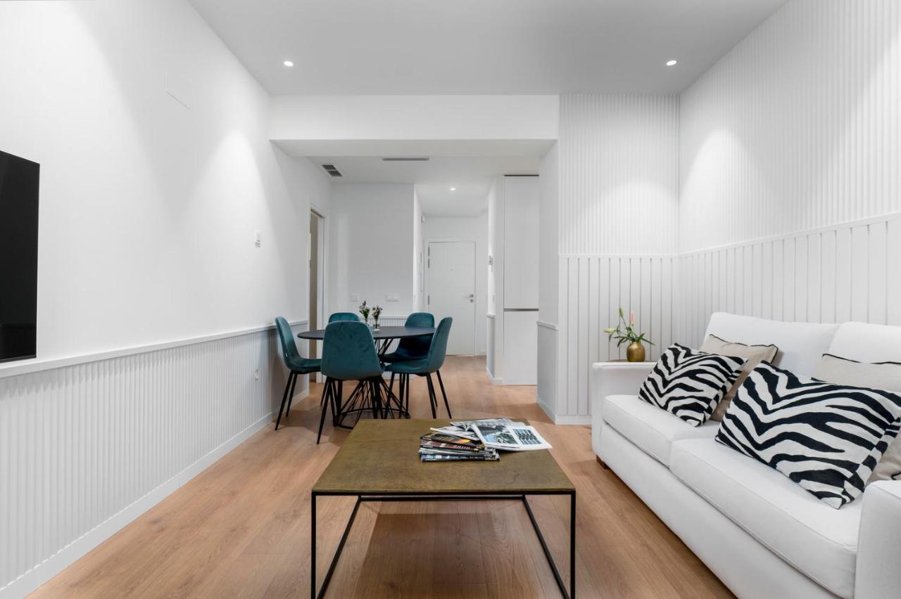 Atico Plaza Del Teatro 3 Habitaciones 말라가 외부 사진
